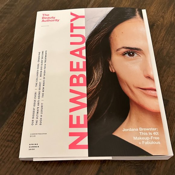 Dillards Beauty Essentials Collection Set - Picture 3 of 6